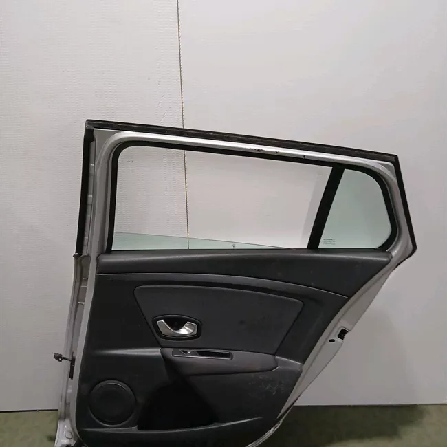Porta posteriore destra
