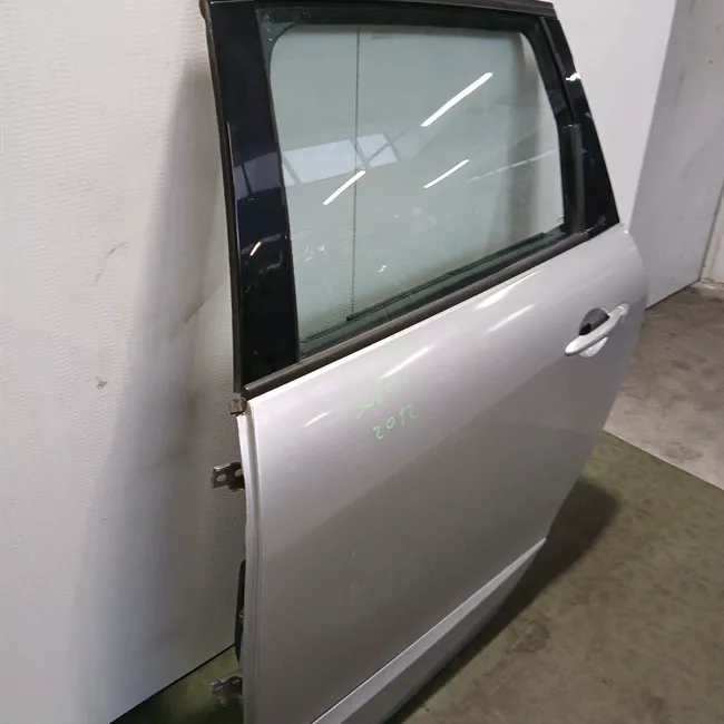 Porta posteriore sinistra