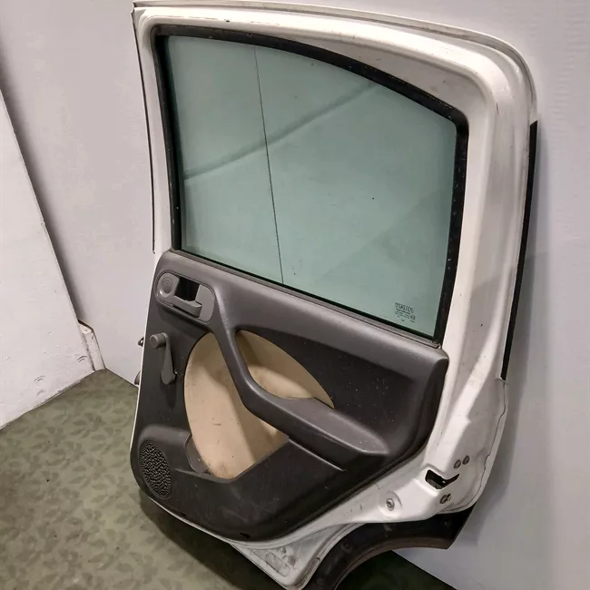 Porta posteriore destra