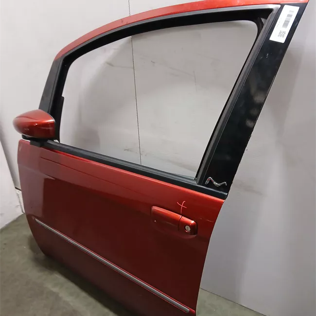 Porta anteriore sinistra