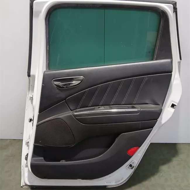 Porta posteriore destra