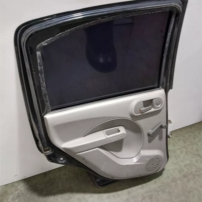 Porta posteriore sinistra