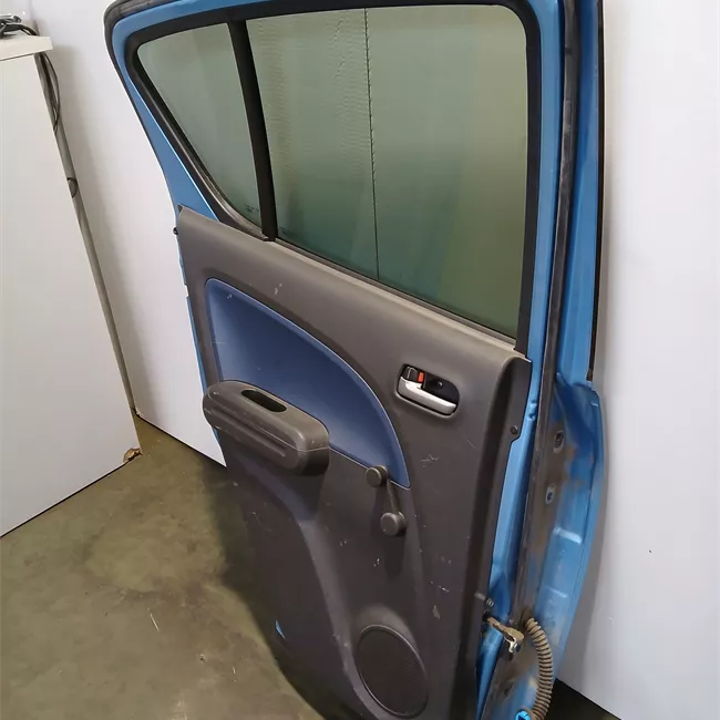 Porta posteriore sinistra