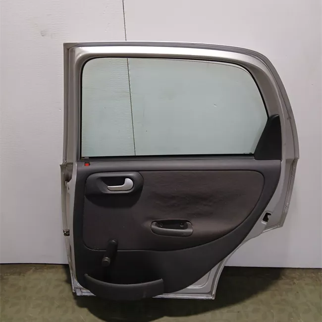 Porta posteriore destra