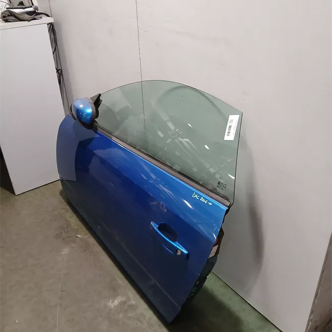 Porta anteriore sinistra Distanza cerniere 325mm