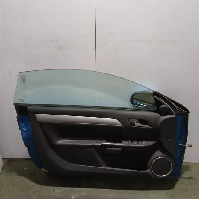 Porta anteriore sinistra Distanza cerniere 325mm