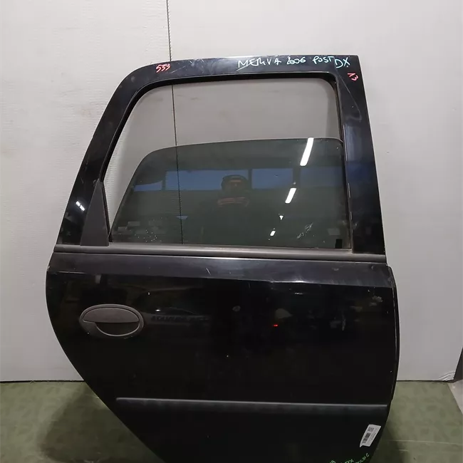 Porta posteriore destra