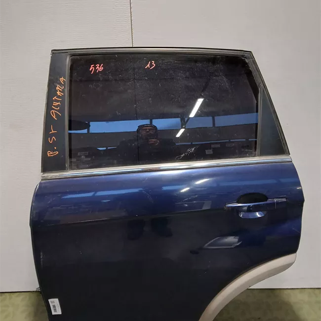 Porta posteriore sinistra