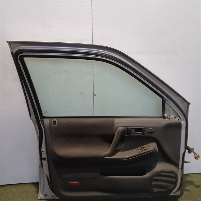 Porta anteriore sinistra