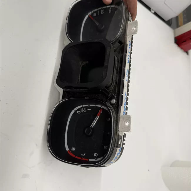 Quadro strumenti completo specificare numero telaio