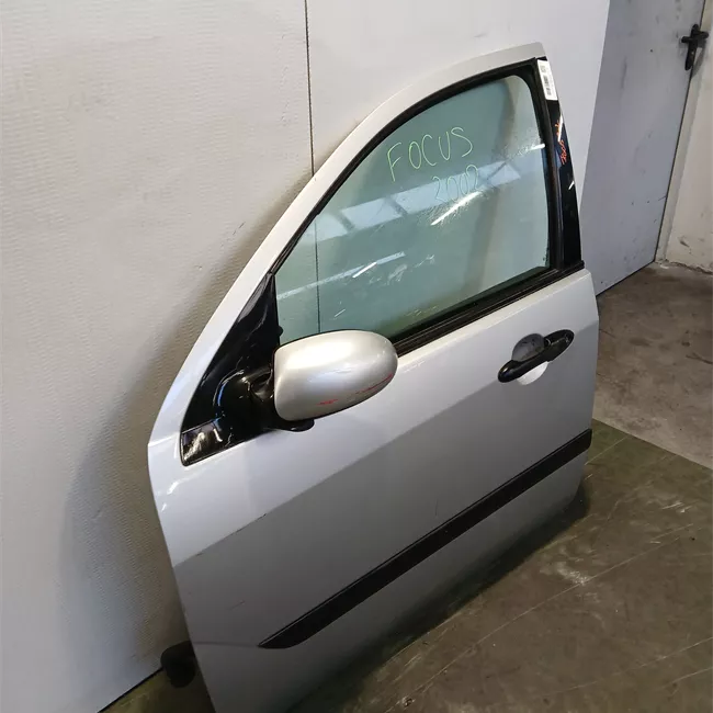 Porta anteriore sinistra