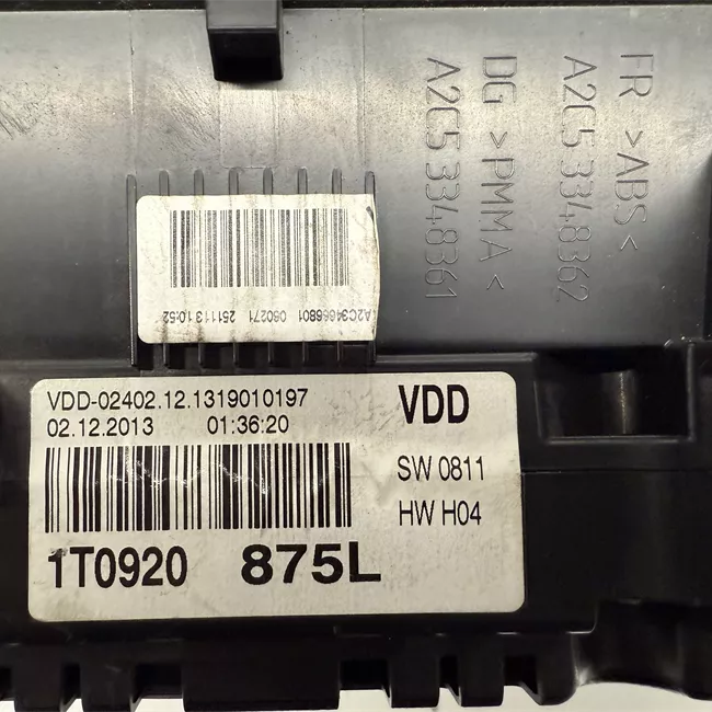 Quadro strumenti completo display con comandi