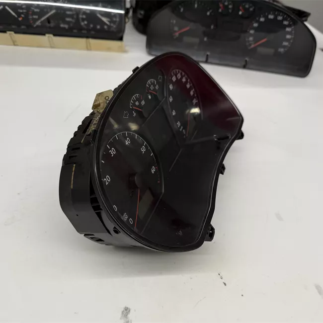 Quadro strumenti completo rotazionale