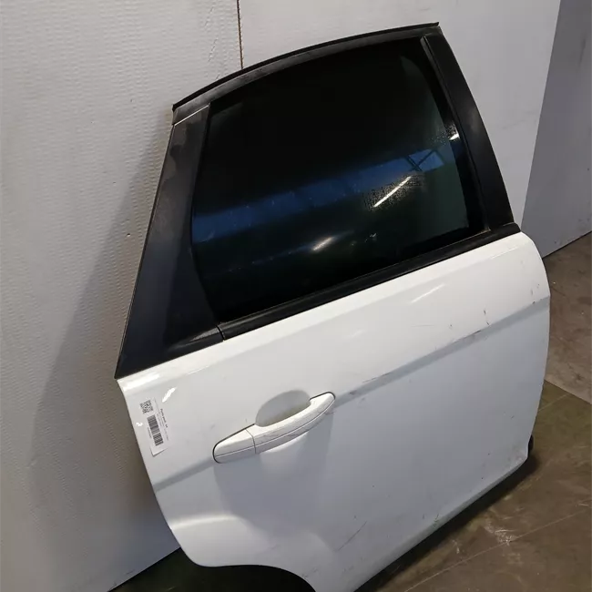 Porta posteriore destra