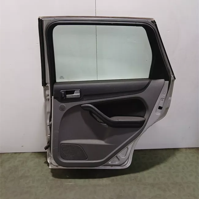 Porta posteriore destra