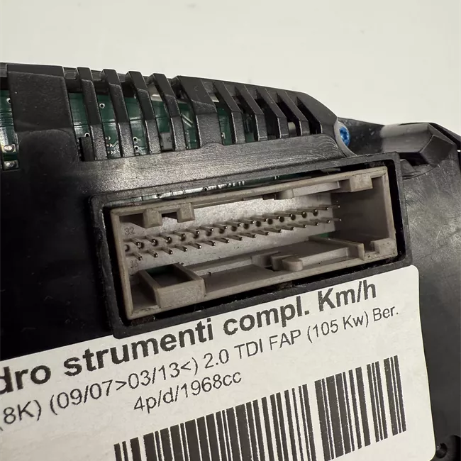 Quadro strumenti completo Km/h