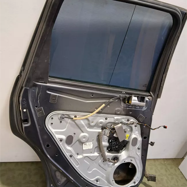 Porta posteriore sinistra