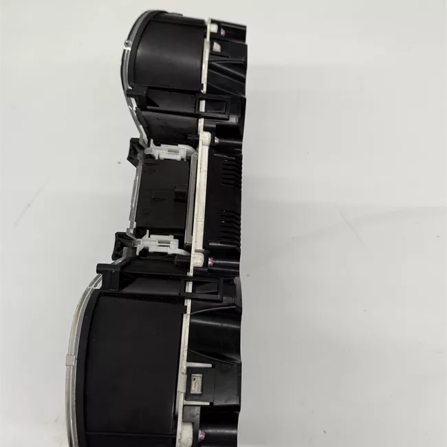 Quadro strumenti completo Km/h