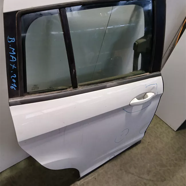 Porta posteriore destra