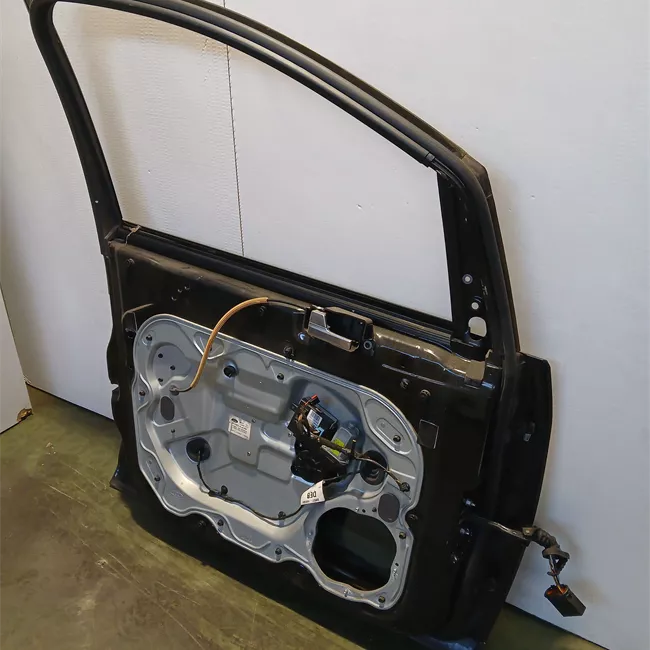 Porta anteriore sinistra