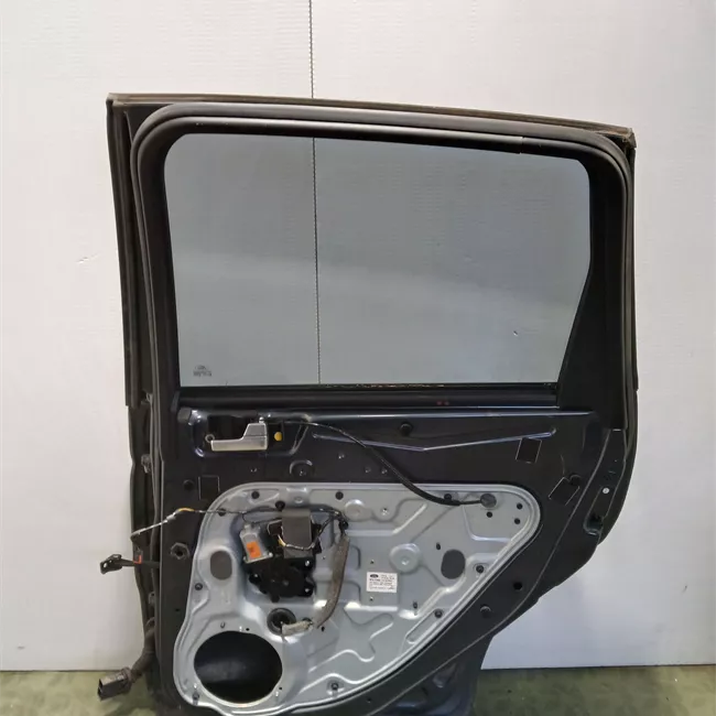 Porta posteriore destra