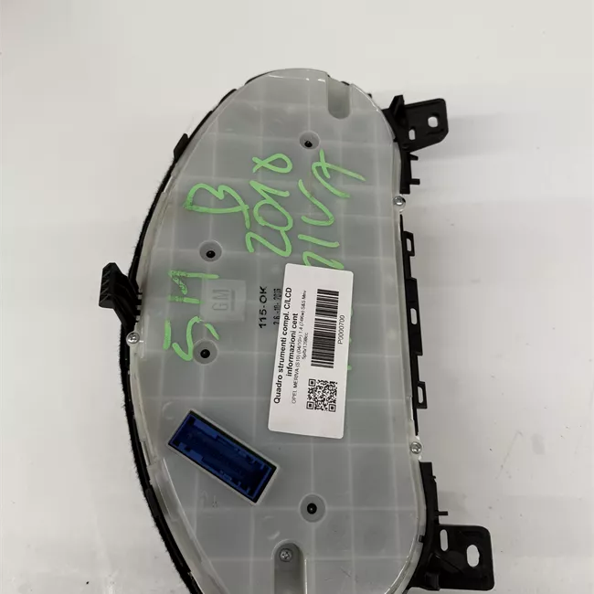 Quadro strumenti completo con LCD informazioni cent