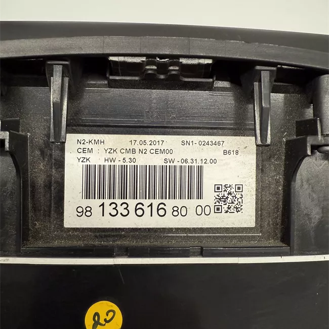 Quadro strumenti completo con quadro stumenti LCD+Testo