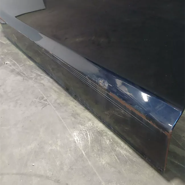 Porta anteriore sinistra