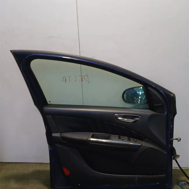 Porta anteriore sinistra