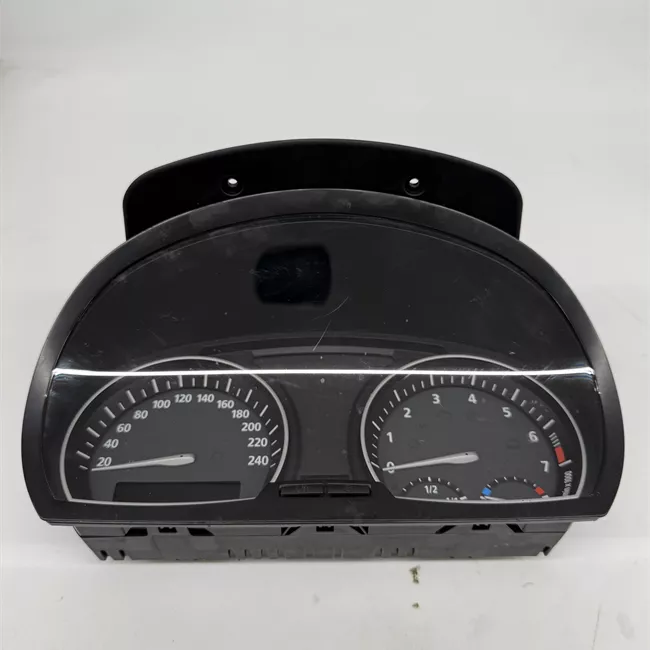 Quadro strumenti completo km/h solo adatto per cambio ma