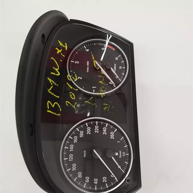 Quadro strumenti completo regolazione della velocità