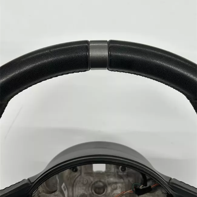 Volante allestimento Pop nero