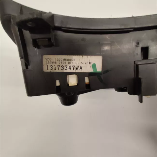 Quadro portastrumenti con spia abs