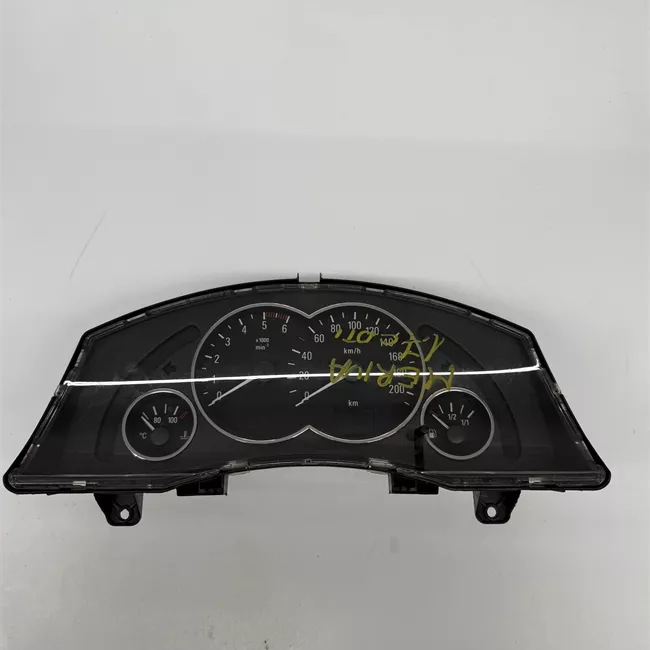 Quadro portastrumenti con anelli cromati