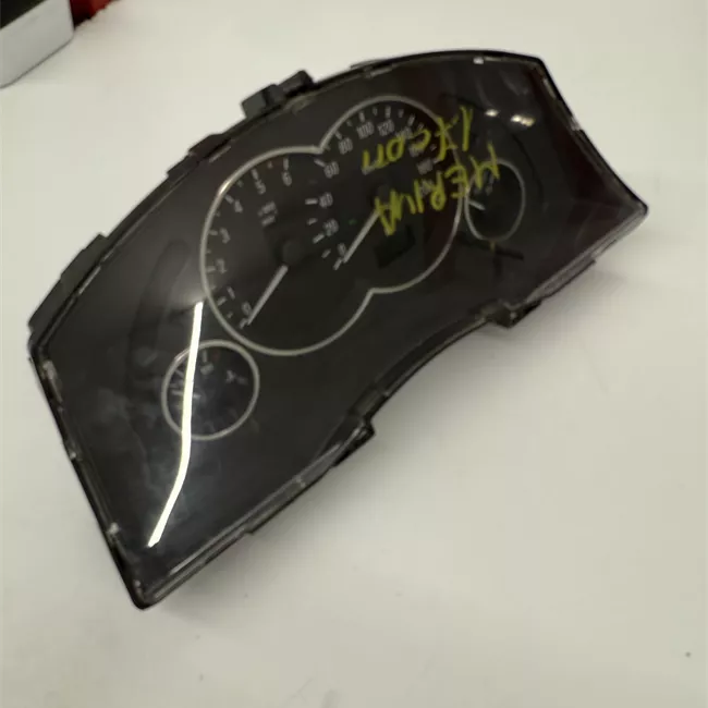 Quadro portastrumenti con anelli cromati