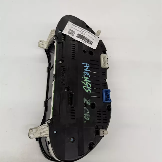 Quadro strumenti completo con cruise control