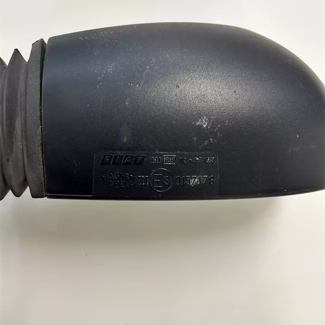 Retrovisore esterno sinistro