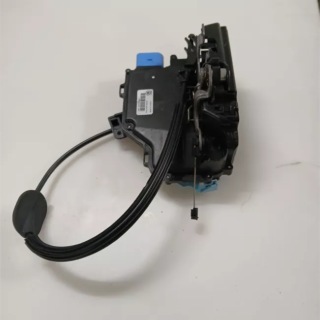 Serratura porta anteriore sinistra