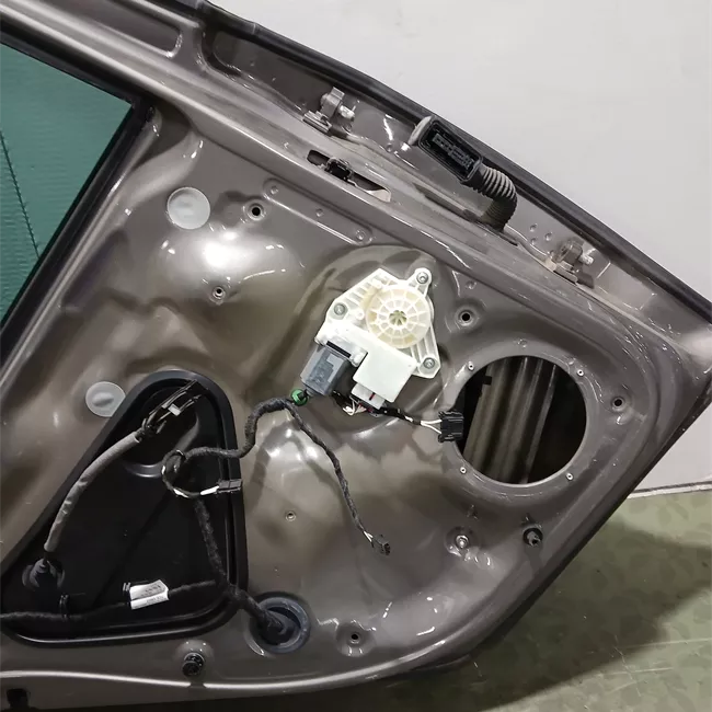 Porta posteriore sinistra