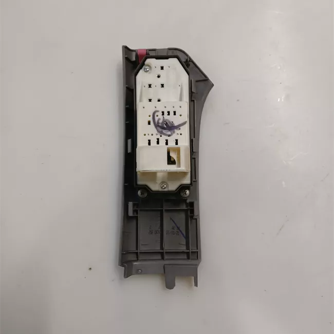 Interruttore alzacristalli porta anteriore