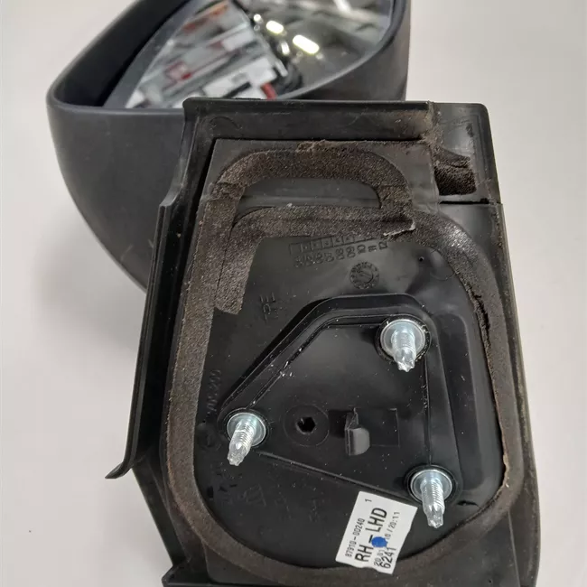 Retrovisore esterno destro con cristallo