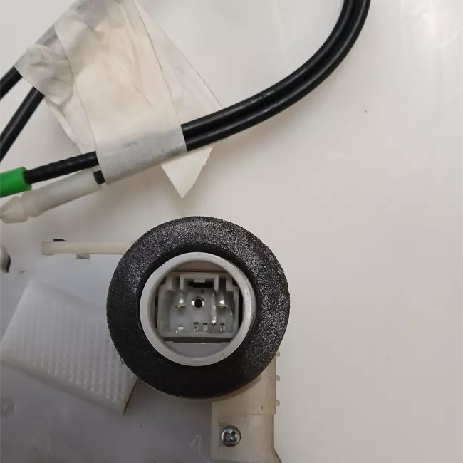 Serratura porta anteriore destra con chiusura centralizzata