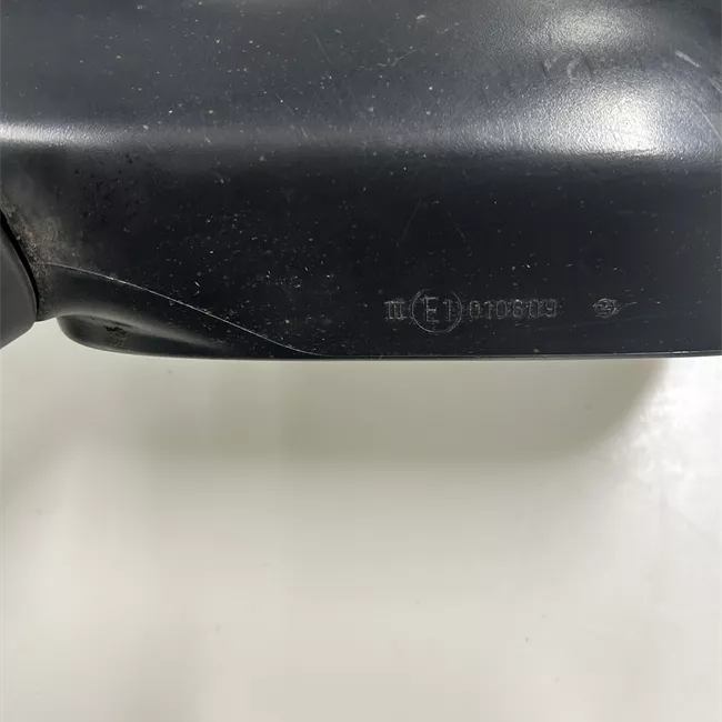 Retrovisore esterno regolazione elettrica sinistro Nero