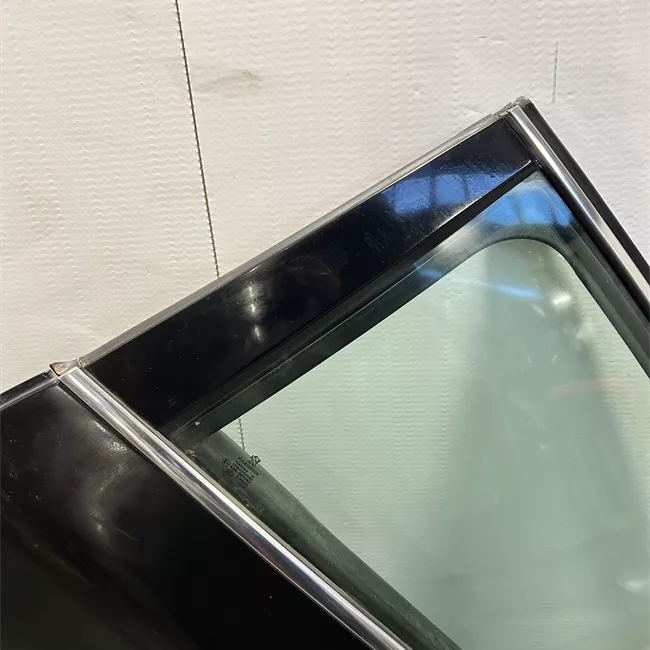 Porta posteriore sinistra