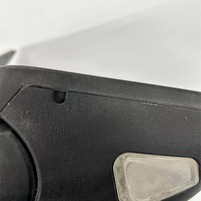 Retrovisore esterno regolazione elettrica destro