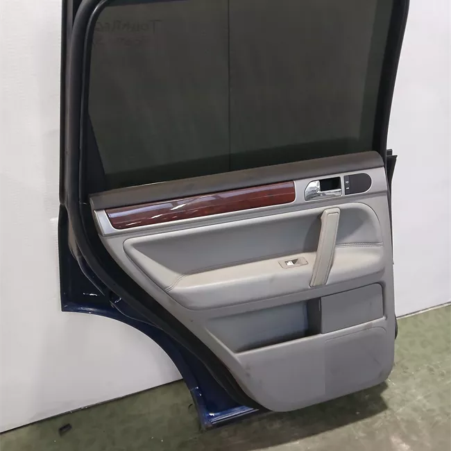 Porta posteriore sinistra