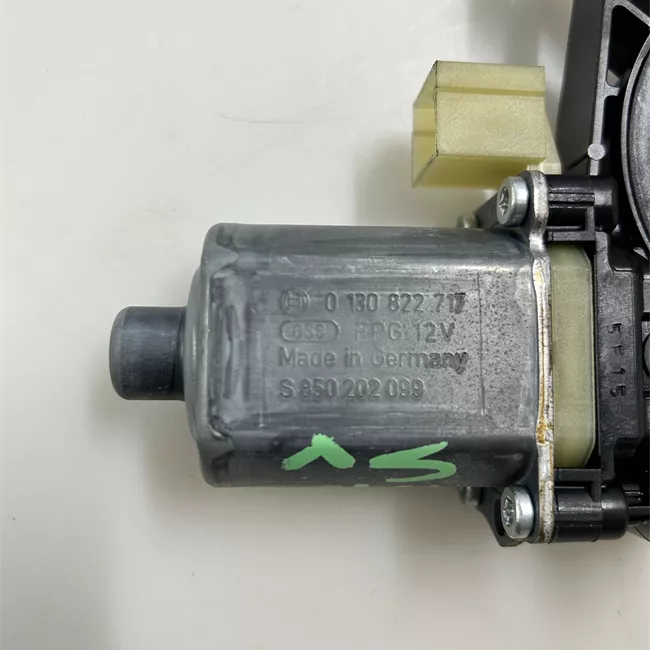 Alzacristallo elettrico porta anteriore sinistro