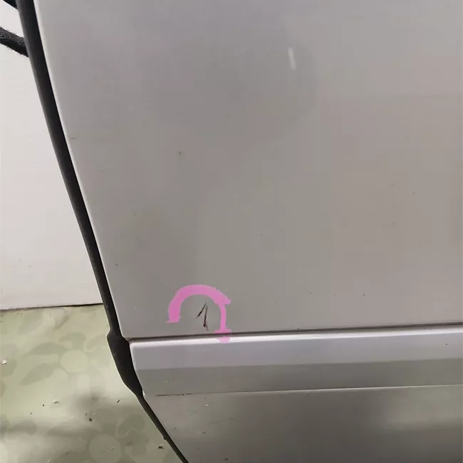 Porta anteriore sinistra