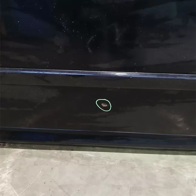 Porta anteriore destra