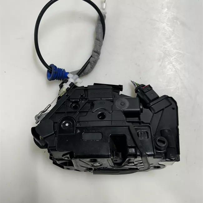 Serratura porta posteriore destra